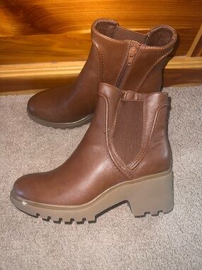 Baretraps Draya Chelsea chunky boots